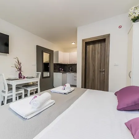 Kastel Star Apartamento